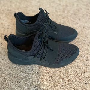 Fabletics Sneakers